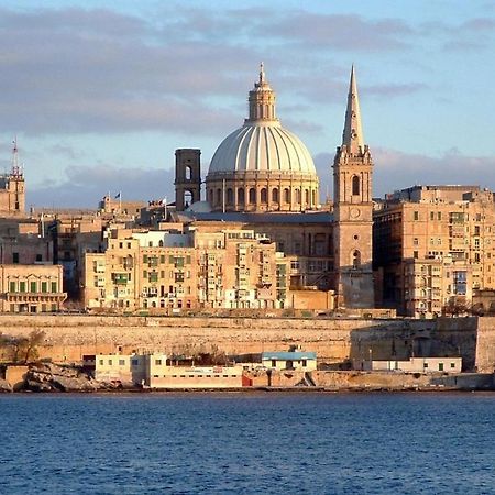 Splendid Seaside Retreat On Spinola Bay Apartment Saint Julian's Exterior photo